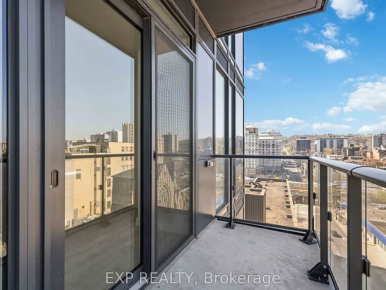 75 James St S #1522 — Photo 8