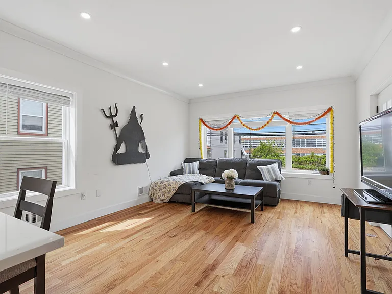 31 Patterson St #1 — Photo 2