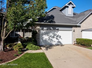 264 Benton Ln, Bloomingdale, IL 60108