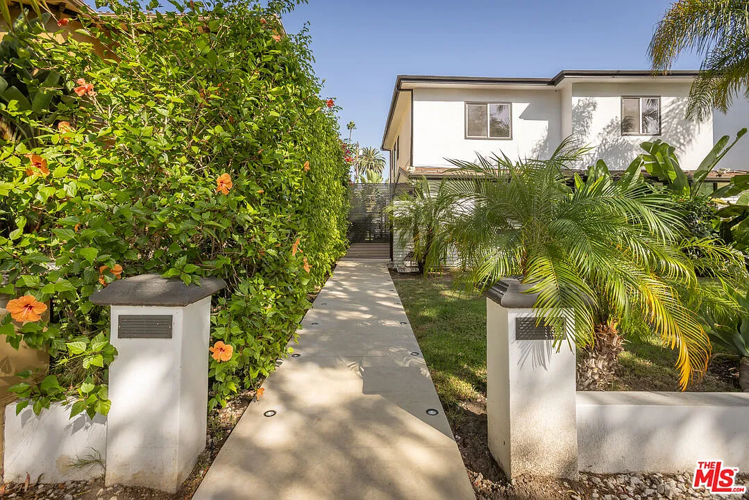 4 bed, 3.0 bath, 2780 sqft, $15,500 — Photo 3