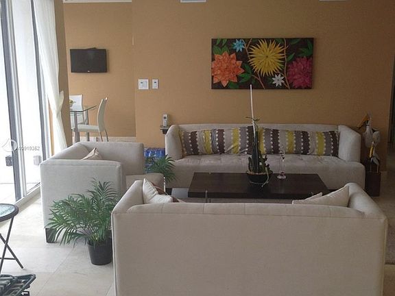 2nd image of 1000 Island Blvd #711