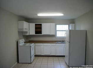 416 Amires Pl, San Antonio, TX 78237