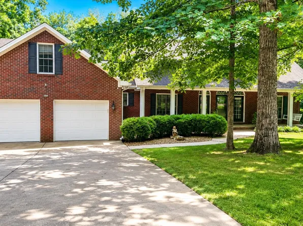 330 Fire Lake Dr, Manchester, TN 37355