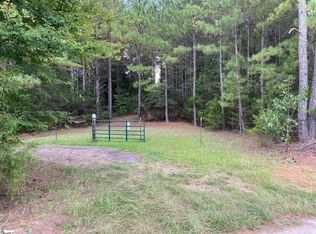 9240 Ekom Beach Rd, Ware Shoals, SC 29692