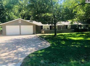 6608 N Madison St, Hutchinson, KS 67502