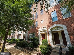 2560 Eastbourne Dr, Woodbridge, VA 22191