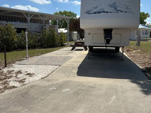 21 Windward Dr, Lake Placid, FL 33852