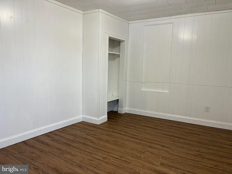 2713 Hammonds Ferry Rd — Photo 8