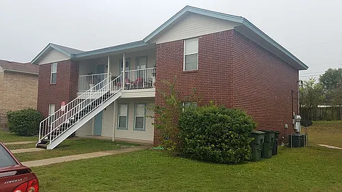 1102 Circle M Dr #C Photo 1