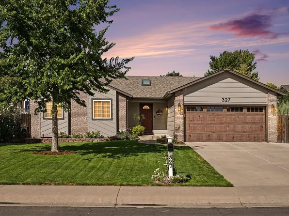 327 N 44th Ave Ct, Greeley, CO 80634
