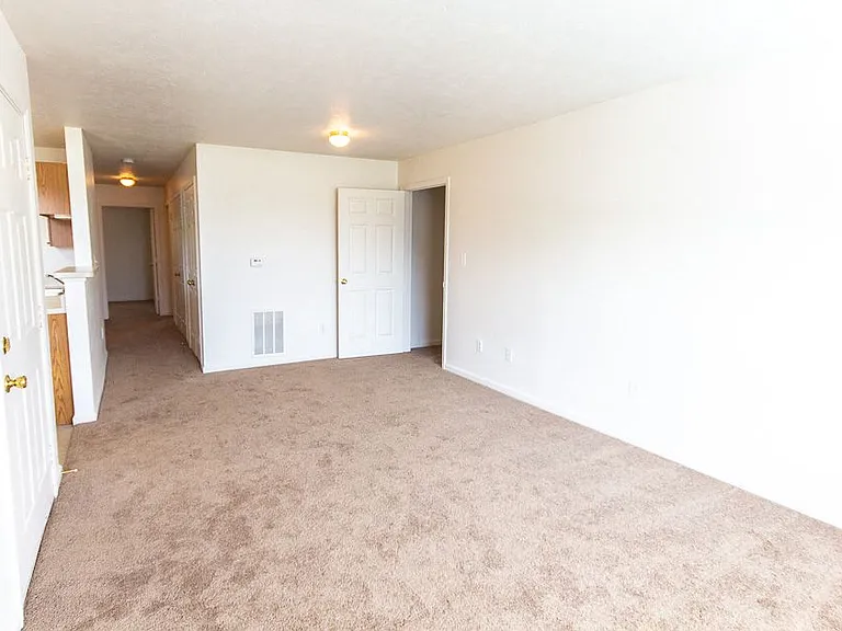 Maple Tree Apartments — Photo 13