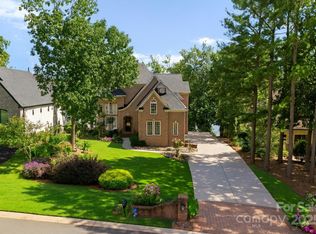 3251 Lake Pointe Dr, Belmont, NC 28012
