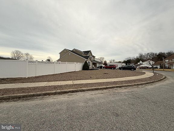 2nd image of 147 Locust St