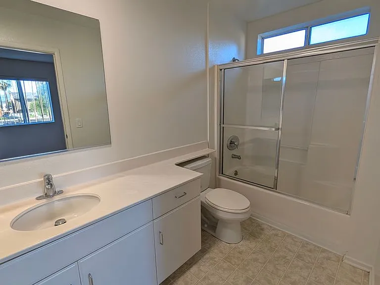 Yaya Valerio Apartments — Photo 12