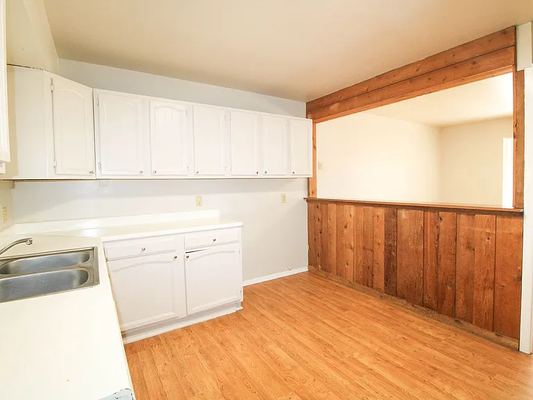 4102 Waikiki Dr — Photo 9
