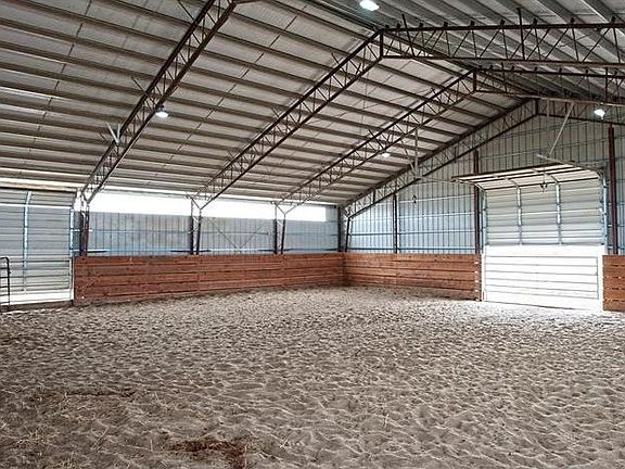 50 x 60 training arena