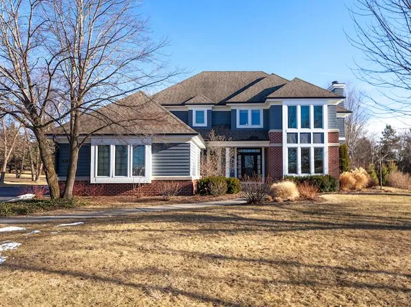 1901 Tree Line COURT, Waukesha, WI 53188