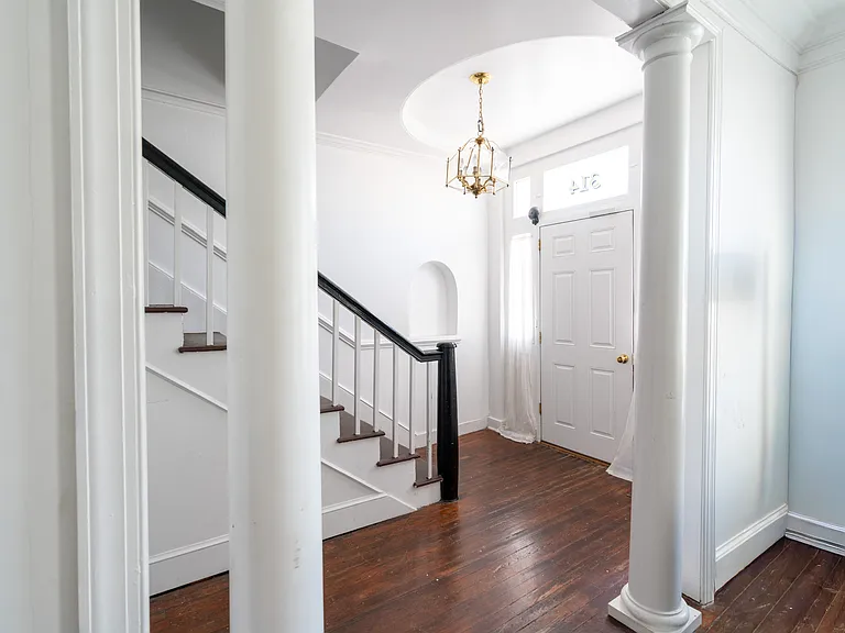 314 W Main St — Photo 13