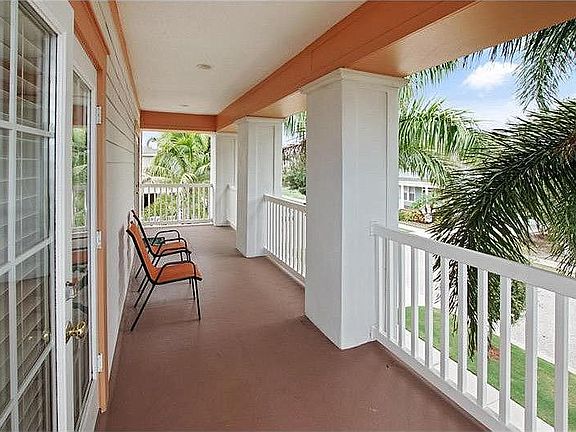 Upstairs Balcony