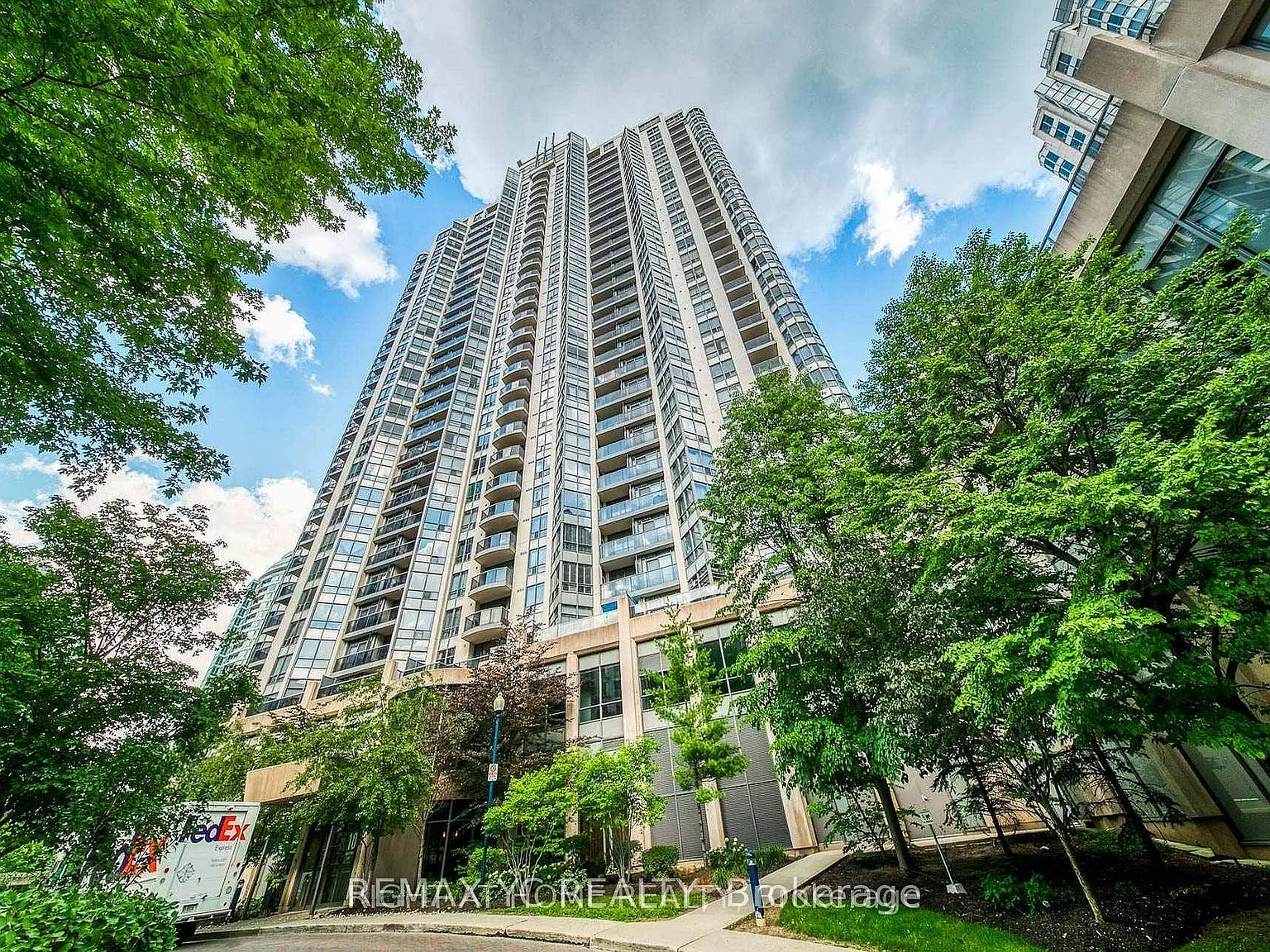 2 bed, $3,000 — Photo 1