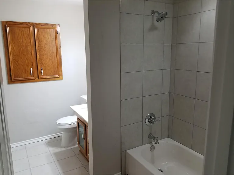 3460 Edith Ln — Photo 6