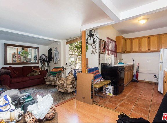 5th image of 1260 W Court St