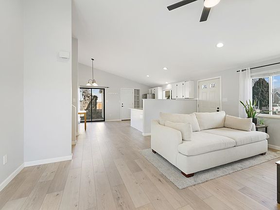 5th image of 683 W Moorland Cir