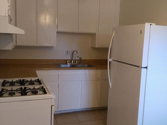 5th image of 5120 Groveland Dr