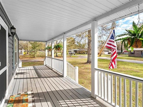 3rd image of 23166 Rochelle Loop