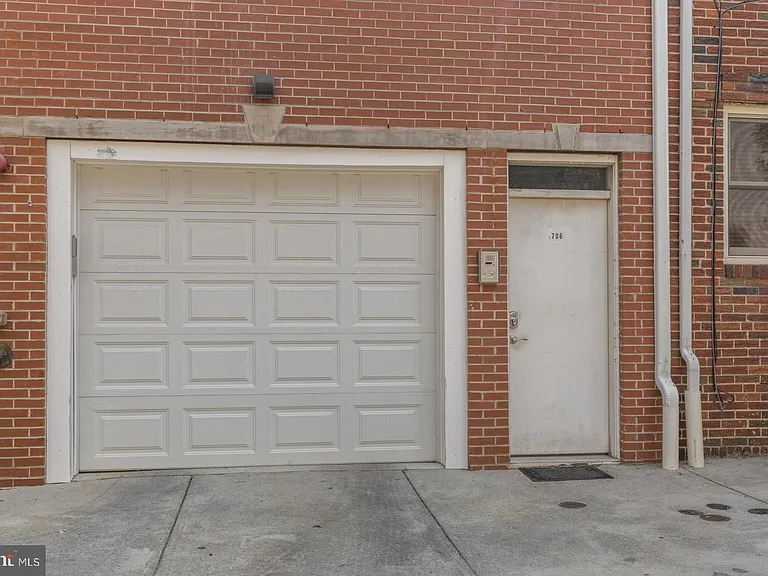 704 Alter St #D — Photo 26