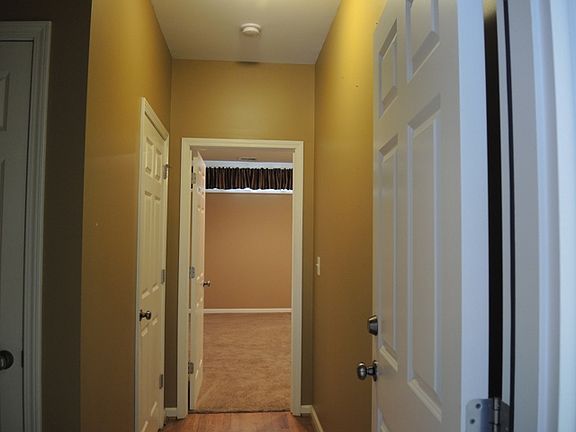 5th image of 600 Parkside Village Way NW