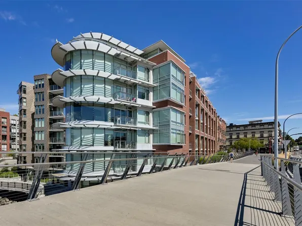 456 Pandora Ave #403, Victoria, BC V8W 0C6