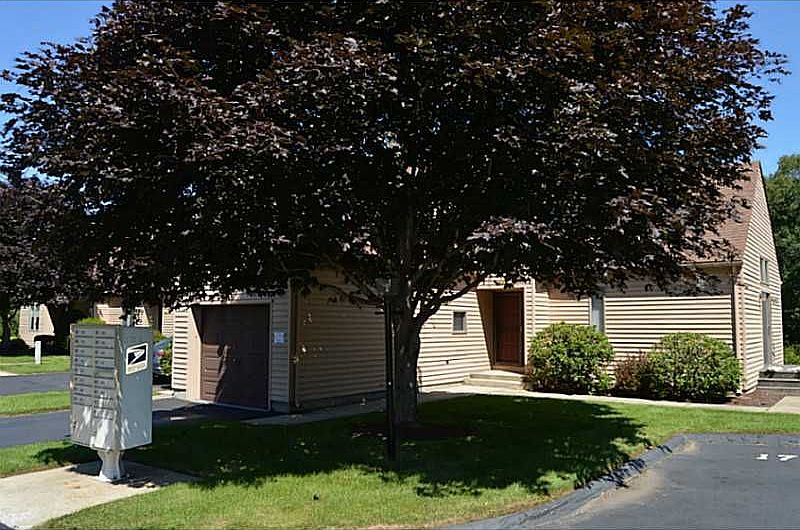 2nd image of 50 Abbott Run Valley Rd Unit 1703