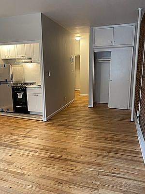 4th image of 1390 2nd Ave #2B
