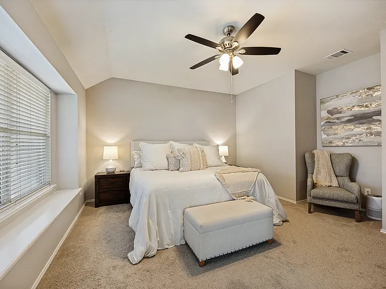 9716 Hedge Bell Dr — Photo 5