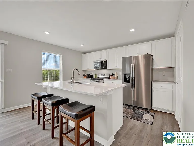 264 Winding Rd — Photo 9