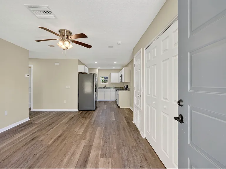 1509 W 8th Ave — Photo 7