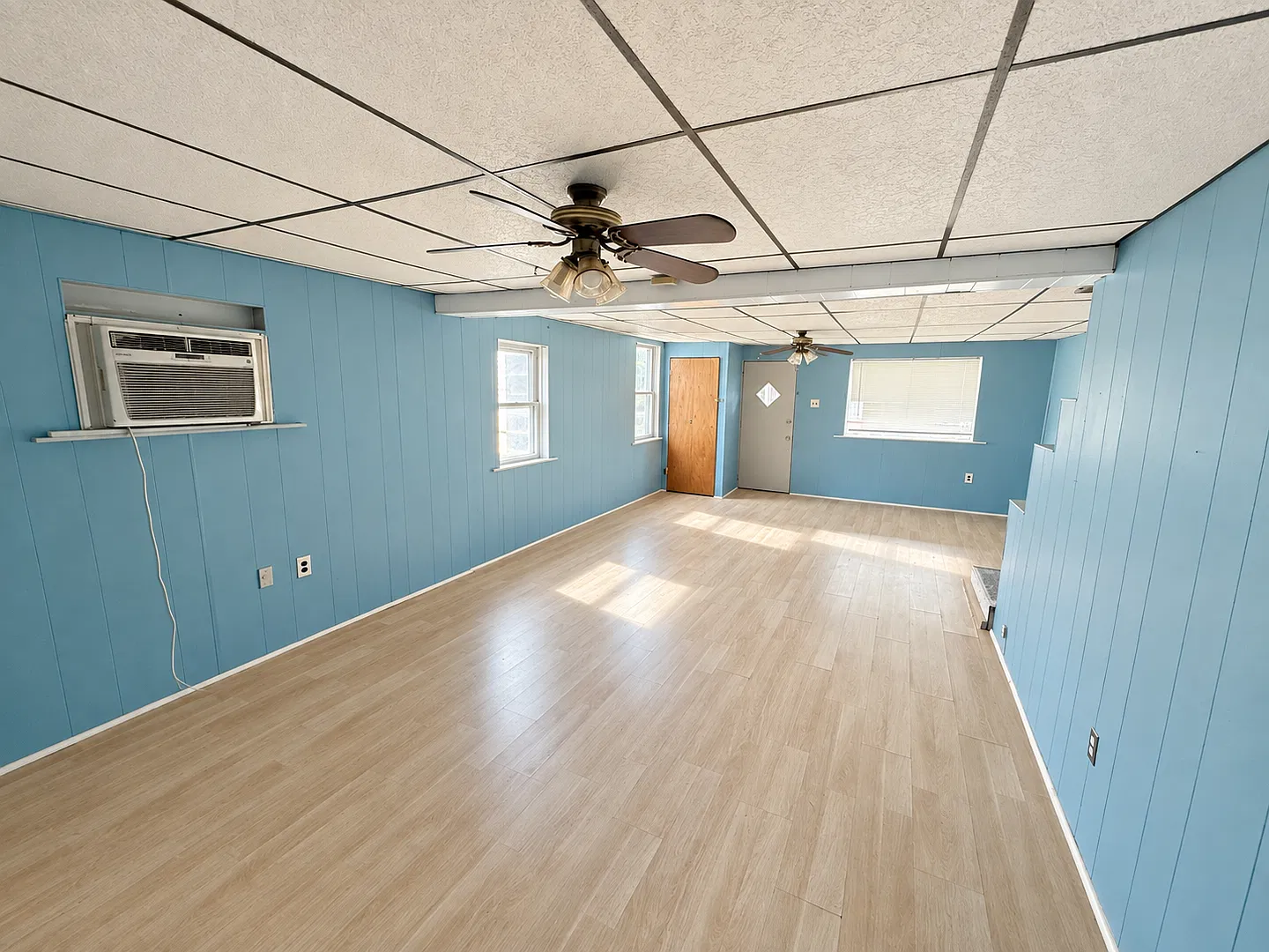 2 bed, 1.0 bath, 1000 sqft, $1,000 — Photo 2