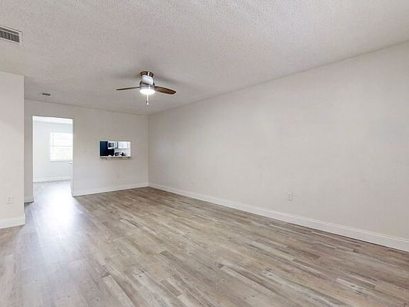 4th image of 5305 N Blvd Unit 104