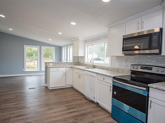 5th image of 7801 NE 62nd Way