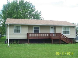 100 Clarmont Dr, La Harpe, IL 61450