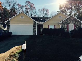 930 Misty Creek Ct, Lawrenceville, GA 30043