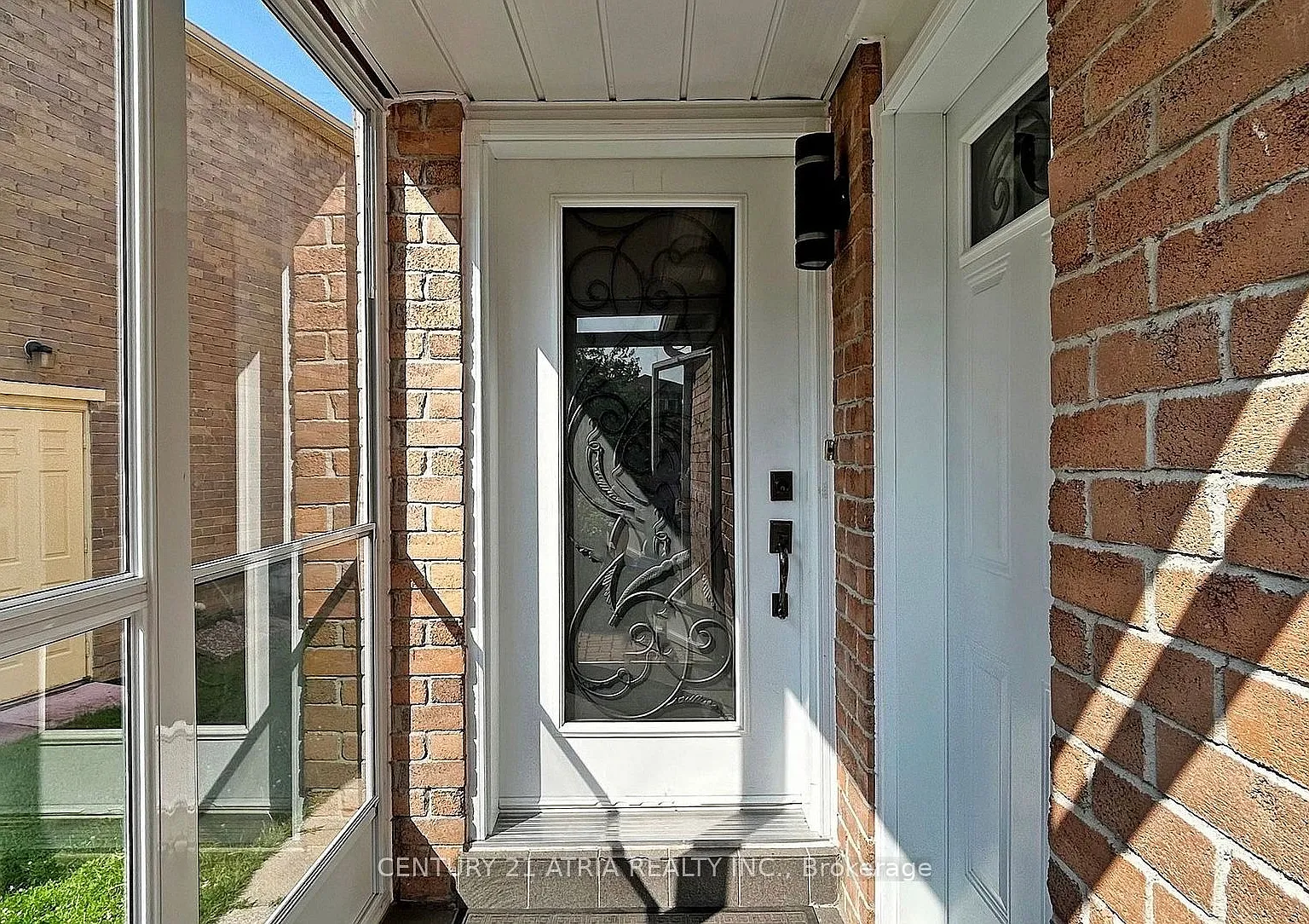 3 bed, $3,200 — Photo 2