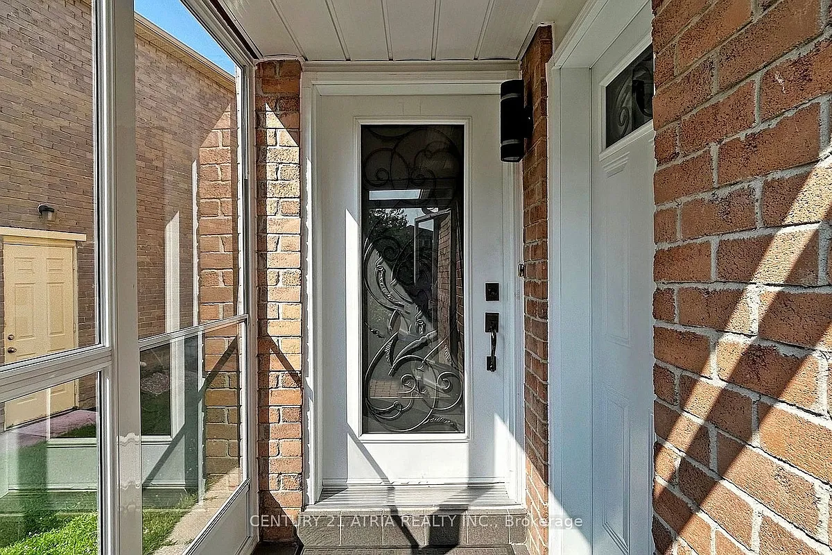Building Photo - 92 Jaffray Rd #UPPER