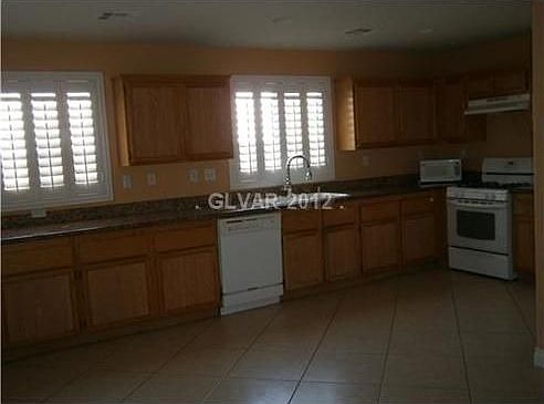 4th image of 9644 Marigny Ct