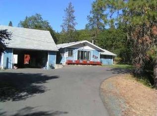 6090 Hugo Rd, Grants Pass, OR 97526