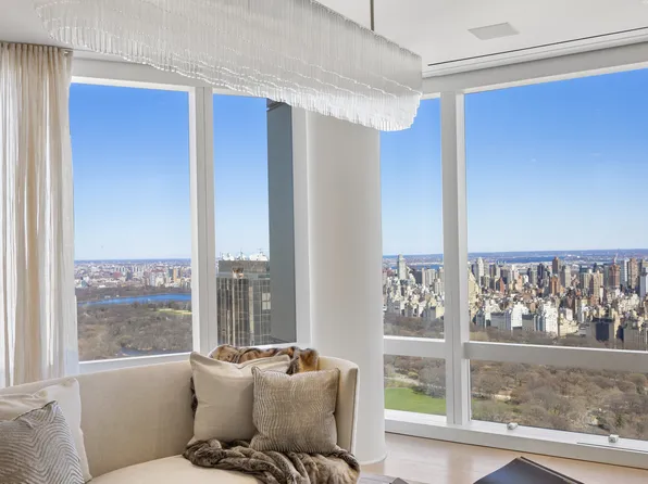 25 Columbus Circle image 11 of 18