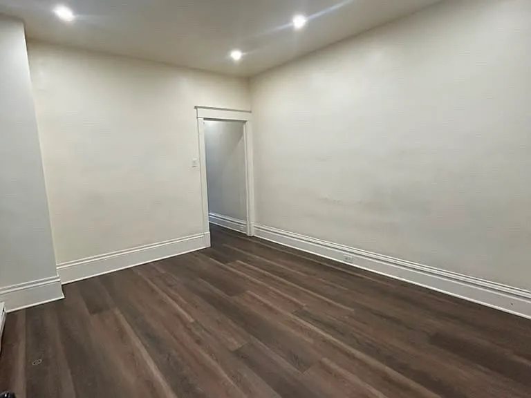 121 Evergreen St #1 — Photo 2