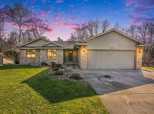 3696 Lo Al Dr, Ravenna, MI 49451