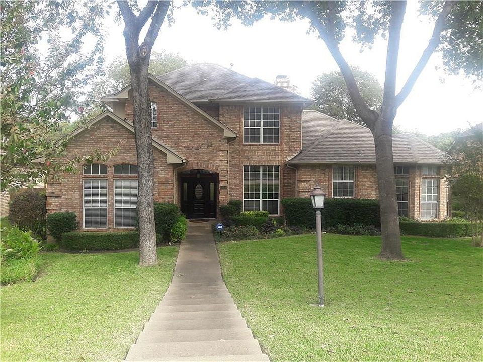 1st image of 925 Plantation Dr
